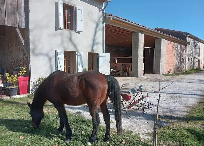 別荘 Maison Independante A La Ferme *