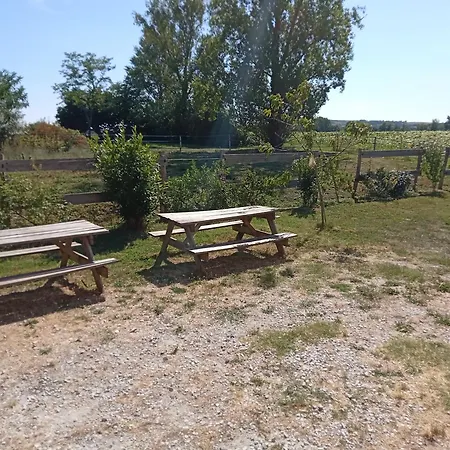 Maison Independante A La Ferme Nyaraló *